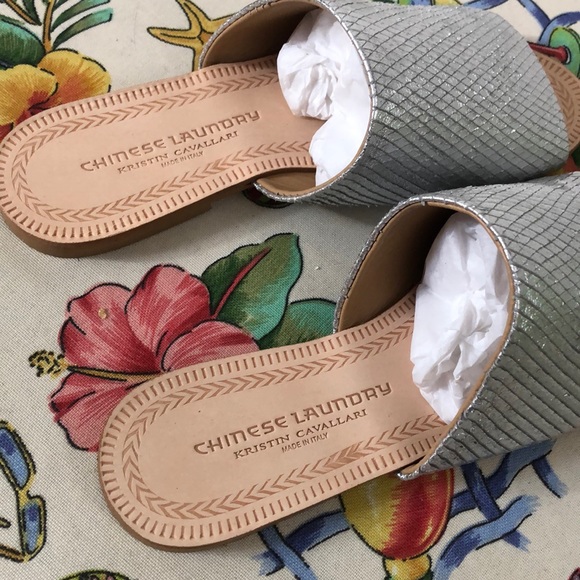Kristin Cavallari Chinese Laundry Bahiti Slides - Picture 4 of 7